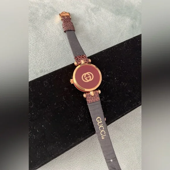 The CUTEST GUCCI watch model💖💖 - Picture 10 of 13